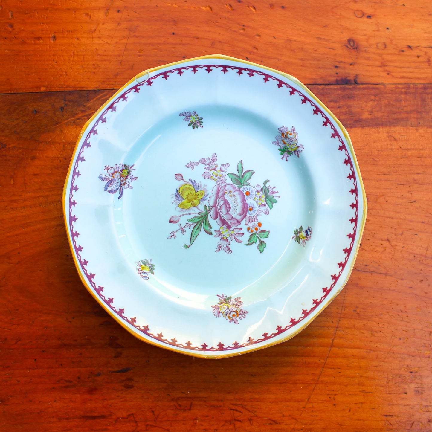 1910-1930s English Ironstone Adams Calyx Ware Chelsea Sprays Dessert Plate