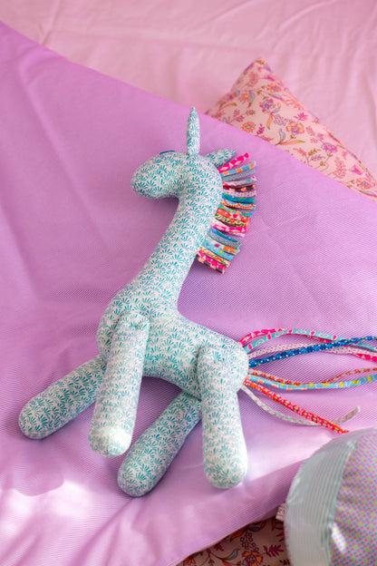 Doudou Giraffe Stuffy