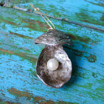 Silver Paper Mache Oyster w/ Pearl Ornament