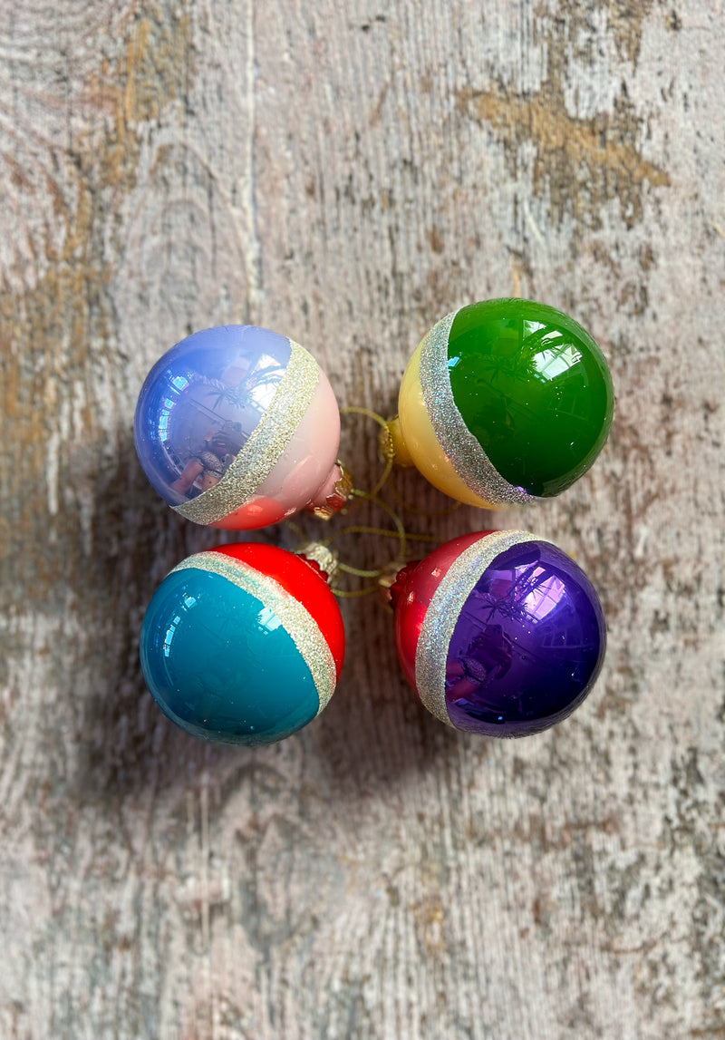 Hue Duo Medium Bauble Ornament