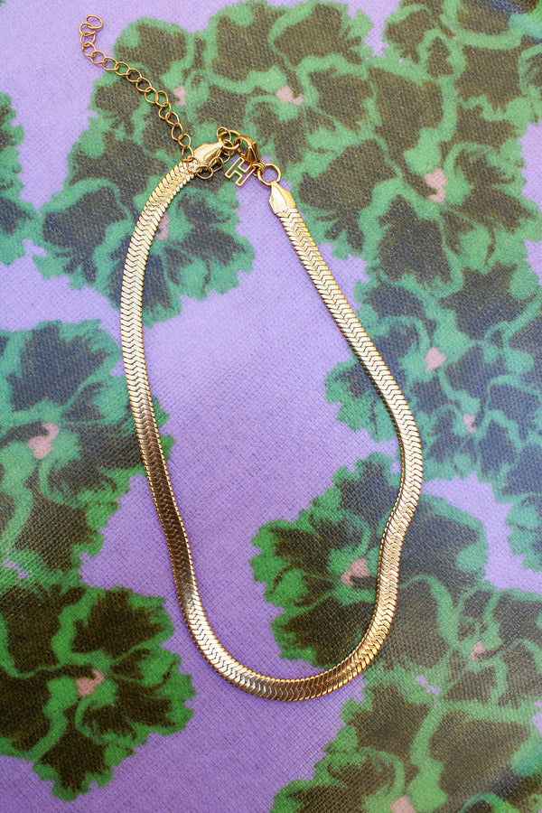 Elza Plus Necklace