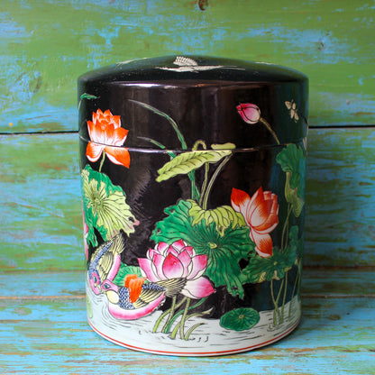 Large Chinoiserie Ginger Jar