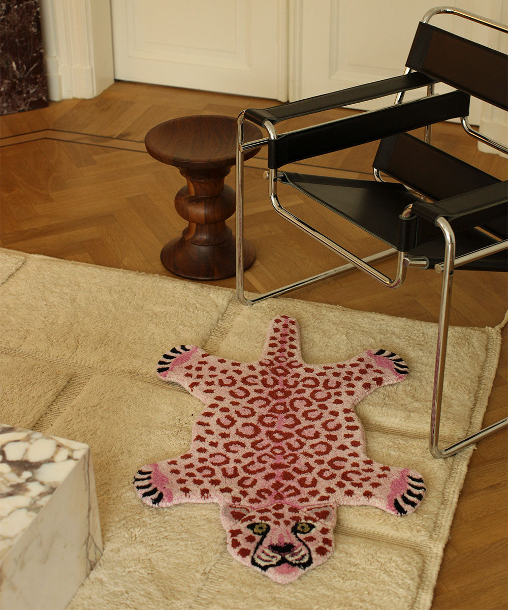 Pinky Leopard Rug