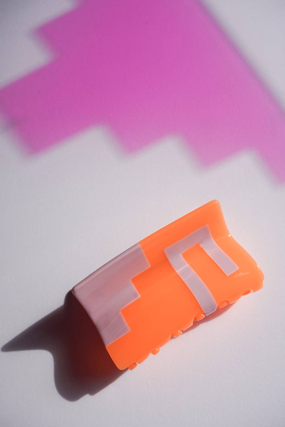 Greca Claw Clip - Pink