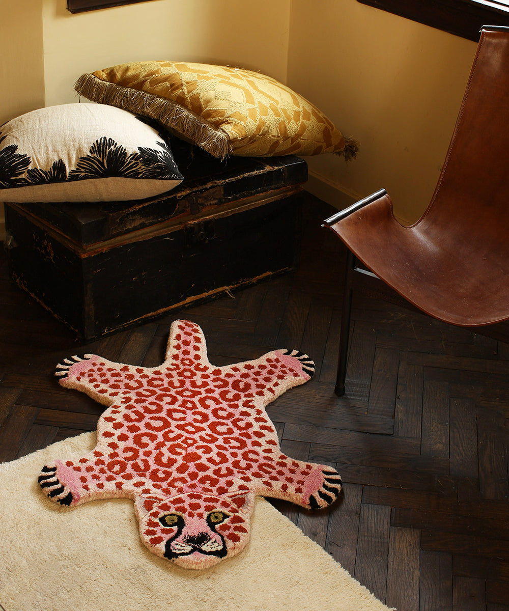 Pinky Leopard Rug